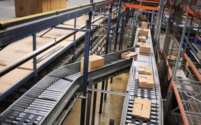 choose Fulfillment Center vs Distribution Center