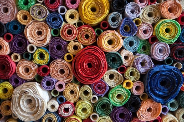 Satin fabric (100% PL) Weight 100 g Tessuti dell'arte