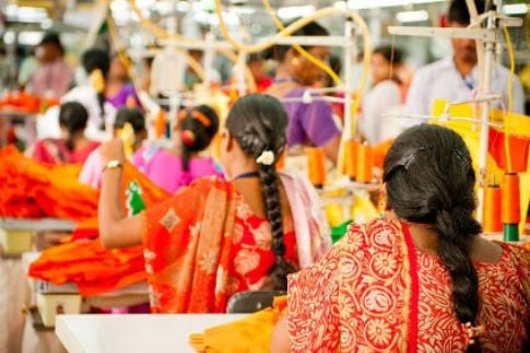 Best 12 Indian Clothing Manufacturers In 2024