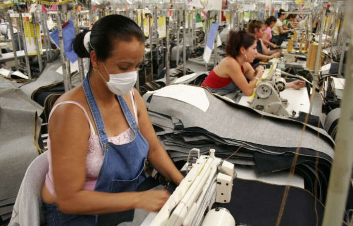 Top 7 Clothing Manufacturers In Florida