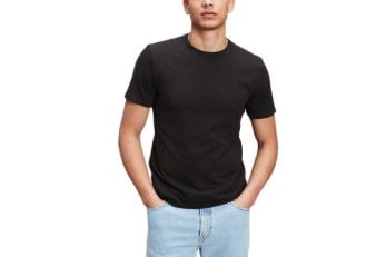 Black T-shirt 