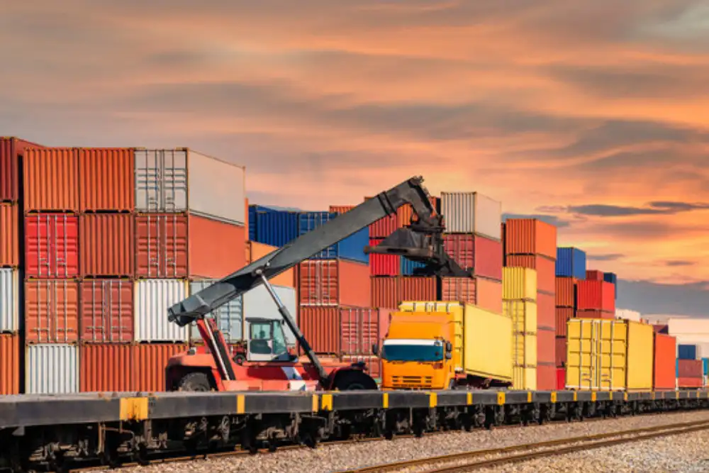 How to Know If Your Shipment Needs Rail Freight