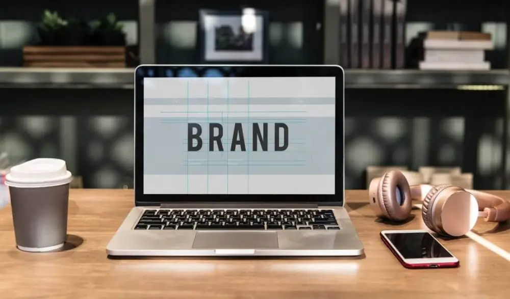 What is branded dropshipping
