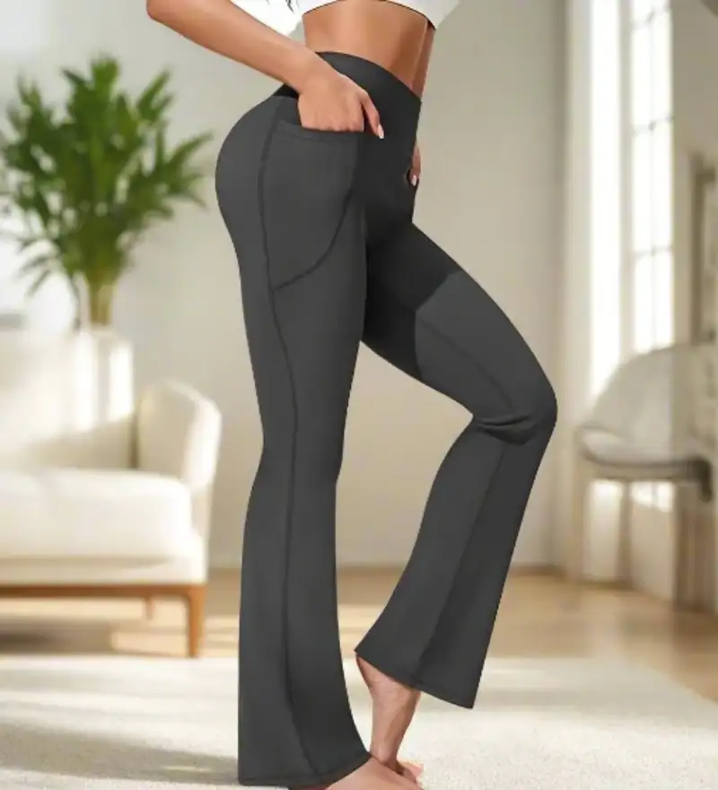 Pantalones de yoga con corte de bota